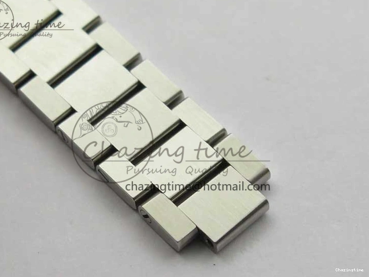 0302 Aqua Terra Seamaster ZF 1:1 Best Edition White Dial on SS Bracelet Gen Lightweight 7903